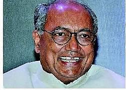 ஓரினச் சேர்க்கை குறித்து ஆர்.எஸ்.எஸ்.ஸின் கருத்து என்ன?﻿: திக்விஜய் சிங் கேள்வி