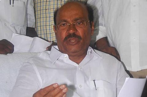 தமிழர்களுக்கு சிங்கப்பூர் அரசு இழப்பீடு தர வேண்டும்: ராமதாஸ்
