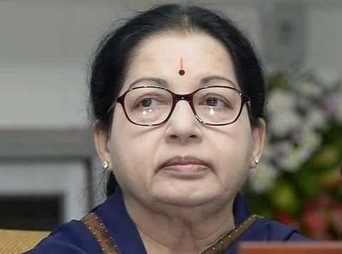 பெட்ரோல் விலை உயர்வை திரும்பப் பெற முதல்வர் கோரிக்கை