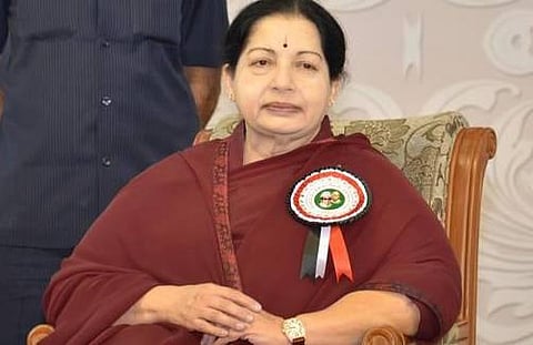 40 தொகுதிகளிலும் வெற்றி பெற அதிமுகவினர் உறுதிமொழி