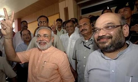 இளம்பெண்ணை வேவுபார்த்த விவகாரம்: விசாரணை கமிஷன் அமைப்பு