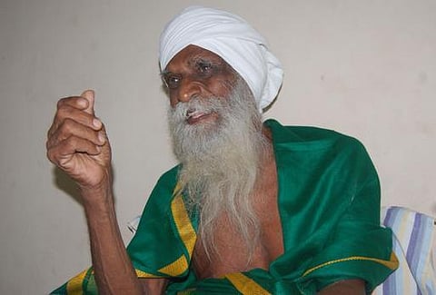 யார் இந்த நம்மாழ்வார்?
