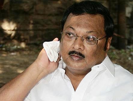 விஜயகாந்த் சேர்ந்தால் கூட்டணி எப்படி உருப்படும்?- மு.க.அழகிரி ஆவேசம்