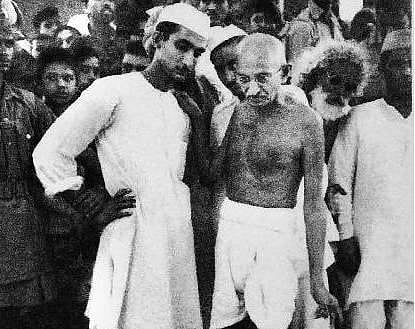 காந்தி ஏன் கொல்லப்பட்டார்?