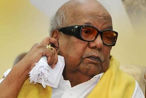 காங்கிரஸ் ஏன்தான் இப்படி செய்கிறதோ?- ராஜபக்சே - மன்மோகன் சிங் சந்திப்பு குறித்து கருணாநிதி வேதனை﻿