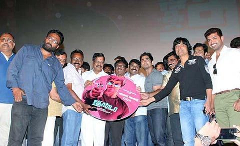 நவீன காலத்தில் இயக்குநர்கள் ஆதிக்கம் அதிகம்﻿: `ஜிகிர்தண்டா இசை வெளியீட்டு விழாவில் பாரதிராஜா பேச்சு﻿