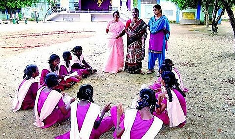 குழந்தைத் திருமணம்: பெண்களைப் பாதுகாக்கும் அகழி