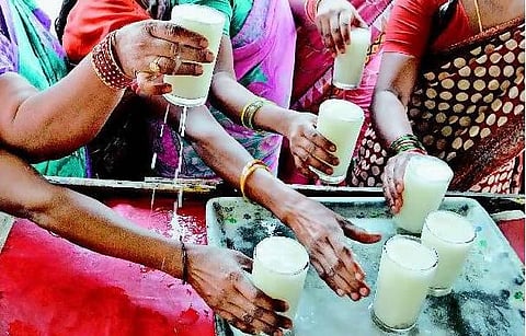 கோடையில் மென்பானங்களைக் குடிக்கலாமா?