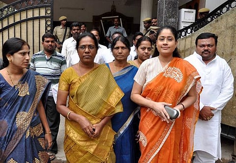 திரையும் தேர்தலும்: தேர்தல் களத்தின் ‘தேவதைகள்’﻿