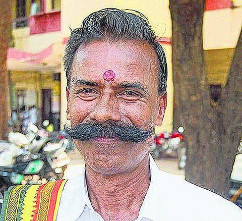 தேர்தல் மன்னன் பத்மராஜன் மோடியை எதிர்த்துப் போட்டி﻿