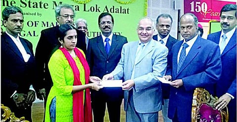 வாகன விபத்தில் உயிரிழந்தவர் குடும்பத்துக்கு ரூ.4 கோடி இழப்பீடு﻿: மெகா லோக் அதாலத்தில் தீர்வு﻿