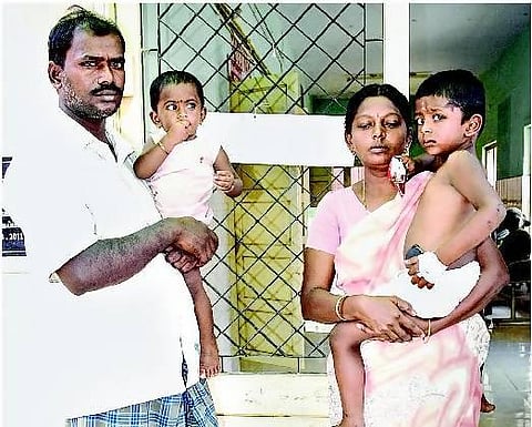 கடவுள் புண்ணியத்துல எம் பையன் மறுபிறவி எடுத்திருக்கான்: மீட்கப்பட்ட சிறுவனின் தந்தை உருக்கம்﻿