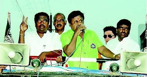 மின் தட்டுப்பாடு: திமுக-வை சேர்ந்த அதிகாரிகளே காரணம்﻿ - நடிகர் ராமராஜன் குற்றச்சாட்டு﻿
