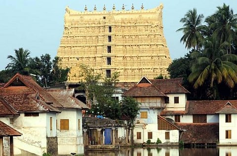 பத்மநாபசுவாமி கோயில் வழக்கு: சிறப்பு கணக்கு தணிக்கைக்கு உச்ச நீதிமன்றம் உத்தரவு