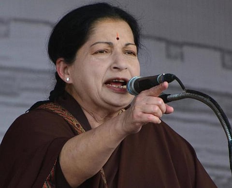 ஆக்கப்பூர்வமான எதிர்க்கட்சியாக செயல்பட அதிமுக முடிவு: வெற்றிக்குத் துணை புரிந்த இலவச திட்டங்கள், பிரச்சார உத்திகள்﻿