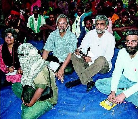 மாவோயிஸ்ட் பிரச்சினையை அணுகுவதில் முதிர்ச்சி தேவை﻿: மனித உரிமை ஆர்வலர் சுரேஷ் கருத்து﻿