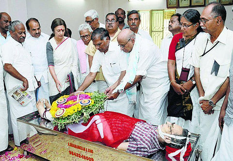 முன்னுதாரணமாக வாழ்ந்தவர் உமாநாத்: கம்யூனிஸ்ட் தலைவர்கள் புகழஞ்சலி