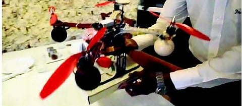 ஆளில்லா விமானம் மூலம் பீட்சா விநியோகம்﻿: வழக்குப் பதிந்தது மும்பை போலீஸ்﻿