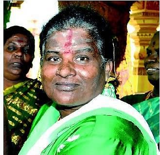 கரகாட்ட மோகனாம்பாளின் சகோதரி மகன் வீட்டுக்கு ‘சீல்’﻿: பயங்கர ஆயுதங்கள் பறிமுதல்﻿