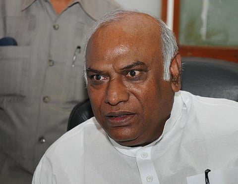 மக்களவை காங்கிரஸ் தலைவராக மல்லிகார்ஜுன கார்கே தேர்வானது எப்படி?﻿