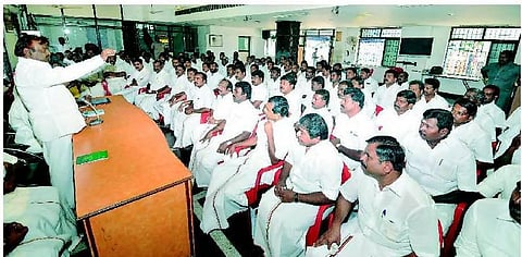 தே.ஜ. கூட்டணி தேமுதிகவுக்கு சாதகமா? பாதகமா?﻿- ஆய்வு நடத்த விஜயகாந்த் உத்தரவு﻿
