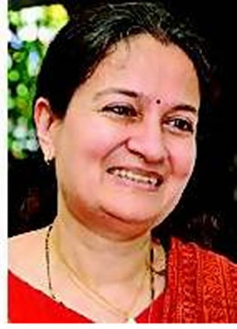 மகளால் மலர்ந்த சேவை﻿