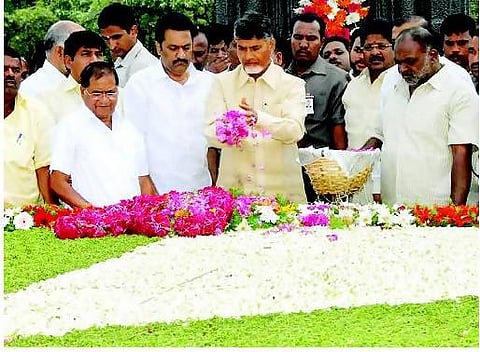 ஆந்திர சட்டமன்ற முதல் கூட்டம் தொடங்கியது﻿: காங்கிரஸ் உறுப்பினர் ஒருவர்கூட இல்லை﻿