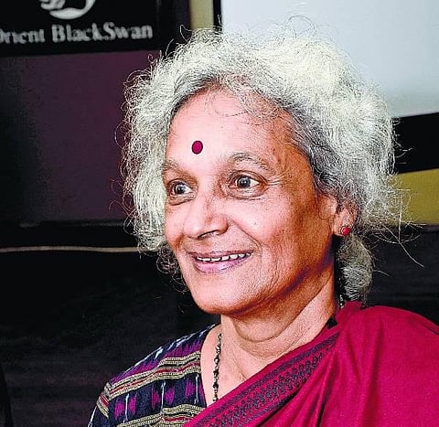 பெண் வெறுப்பு என்றொரு நீண்ட படலம்
