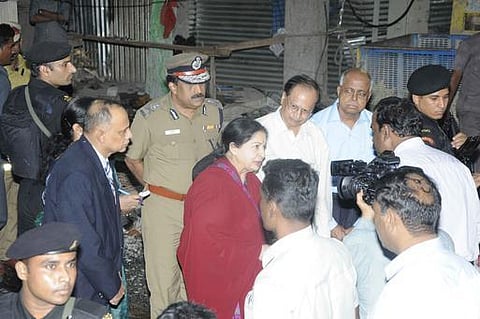 மவுலிவாக்கம் கட்டிட விபத்தில் பலி 17 ஆக அதிகரிப்பு; 24 பேர் மீட்பு