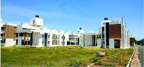 தாராள செலவுகளால் தள்ளாடும் திருவாரூர் மத்திய பல்கலைக்கழகம்﻿: சர்ச்சை எழுந்ததால் குடியரசுத் தலைவர் வருகை ரத்து?﻿
