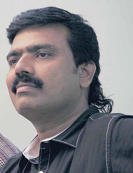 கடவுளை விரட்டிவிட்ட இடத்தில் கவிதையை வைக்கலாம்- கவிஞர் லிபி ஆரண்யா நேர்காணல்﻿