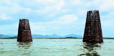 காவிரியில் வெள்ளப்பெருக்கு﻿: தண்ணீரில் மூழ்கியது நந்தி சிலை﻿