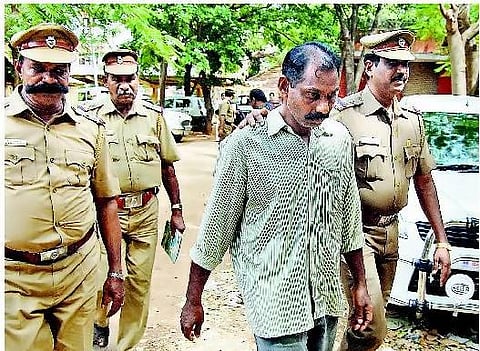 மகளை கர்ப்பமாக்கி கொலை: கொடூர தந்தைக்கு 55 ஆண்டுகள் சிறை﻿