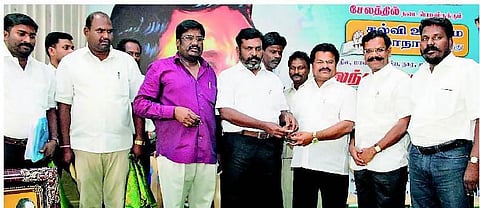 ஆராய்ச்சிப் படிப்பு வரை இலவசக் கல்வி வழங்க வேண்டும்﻿: கிருஷ்ணகிரியில் திருமாவளவன் பேட்டி﻿