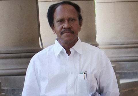 மக்களவை துணை சபாநாயகராக தம்பிதுரை பதவியேற்பு﻿