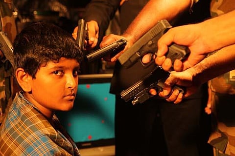‘புலிப்பார்வை’ படத்தில் சர்ச்சைக்குரிய காட்சிகள் நீக்கம்﻿: இயக்குநர் பிரவீன்காந்தி அறிக்கை﻿