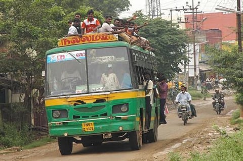 மினி பஸ் மெட்டுகள்..!