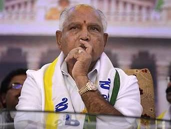 கர்நாடக ஆளுநருடன் எடியூரப்பா சந்திப்பு முதல்வர் சித்தராமையாவுக்கு சிக்கல்﻿: நில ஒதுக்கீடு விவகாரத்தில் வழக்கு?﻿