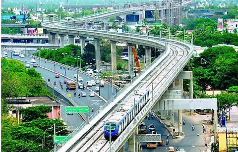 அடுத்த ஆண்டு இறுதியில் கோயம்பேடு ஷெனாய் நகர் இடையே சுரங்கப் பாதையில் முதலாவது மெட்ரோ ரயில் போக்குவரத்து﻿