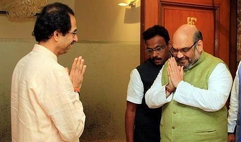 மகாராஷ்டிர சட்டசபைத் தேர்தல்: பாஜகவுக்கு 130 தொகுதிகளை ஒதுக்க சிவசேனா சம்மதம்﻿ - கூட்டணி குழப்பம் முடிவுக்கு வந்தது