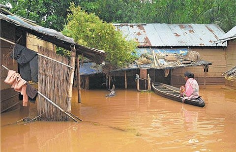 அசாம் வெள்ளம்: பலி 36 ஆக உயர்வு﻿