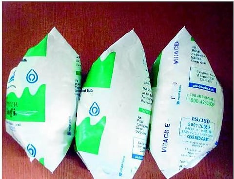 கலப்படத்தை தடுக்க நடவடிக்கை﻿: பாக்கெட்டில் மட்டுமே பால் விற்க ஆவின் முடிவு﻿
