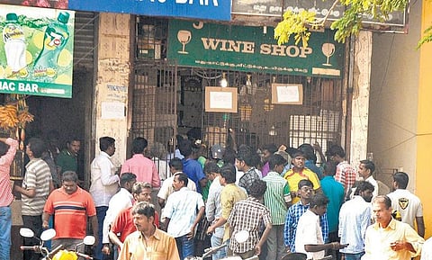 மெல்லத் தமிழன் இனி...! 12 - குடியின் குறீயிடா தீபாவளி?