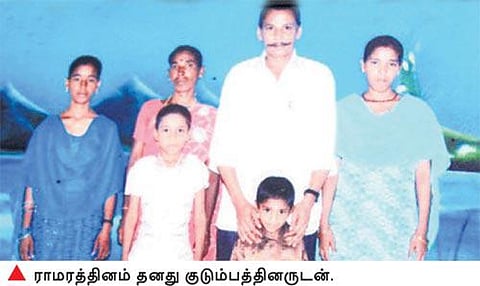 திருவாரூர் அருகே பரிதாபம்﻿: டாஸ்மாக் மது குடித்த 3 தொழிலாளர்கள் பலி﻿ - மற்றொருவர் கவலைக்கிடம்; கிராம மக்கள் சாலை மறியல்﻿