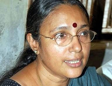 இலங்கை தமிழர் பிரச்சினையை முன்வைத்து அரசியல் பேசுவது ஏற்றுக்கொள்ள முடியாதது﻿: உ.வாசுகி﻿﻿