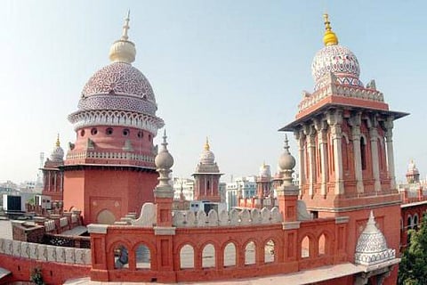 ஆர்.எஸ்.எஸ். பேரணிக்கு அனுமதி தர வேண்டும்: காவல் துறைக்கு நீதிமன்றம் உத்தரவு
