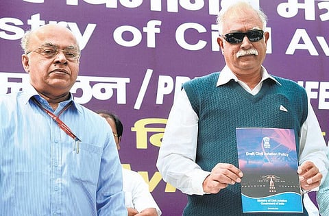 எதிர்காலத்தில் ஏர் இந்தியா தனியார்மயம் ஆகலாம்: அமைச்சர் அசோக் கஜபதி ராஜு தகவல்
