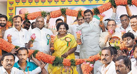 தமிழக மீனவர் பிரச்சினையில்﻿ மத்திய அரசை வைகோ விமர்சிப்பதை பொறுத்துக் கொள்ள முடியாது﻿: பாஜக பொதுக்குழுவில் தமிழிசை பேச்சு﻿
