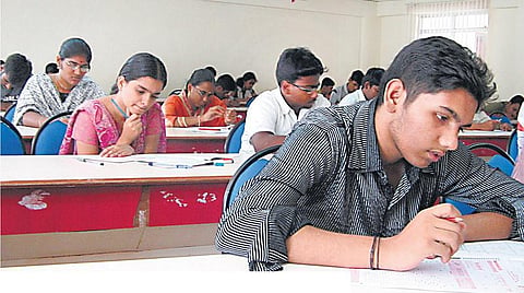 வங்கிகளில் காலிப்பணியிடங்கள்﻿