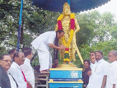 கர்நாடகத்தின் அடாவடி, மீத்தேன், மது﻿ பேராபத்துகளை எதிர்த்துப் போராட தமிழகம் ஒன்றுதிரள வேண்டும்﻿: தஞ்சாவூரில் வைகோ விழிப்புணர்வு பிரச்சாரம்